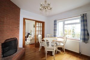 Dining Room- click for photo gallery